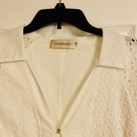 White dress - Picture 4 of 5